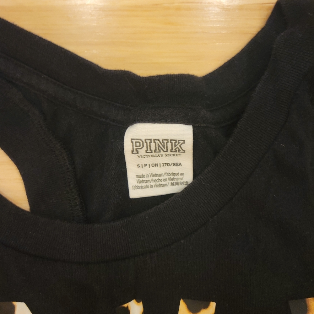 VS Pink tank top